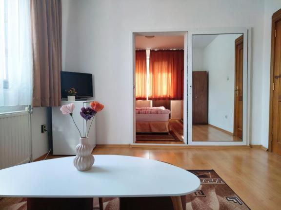 Djolevi Guesthouse Dobriniště Exteriér fotografie